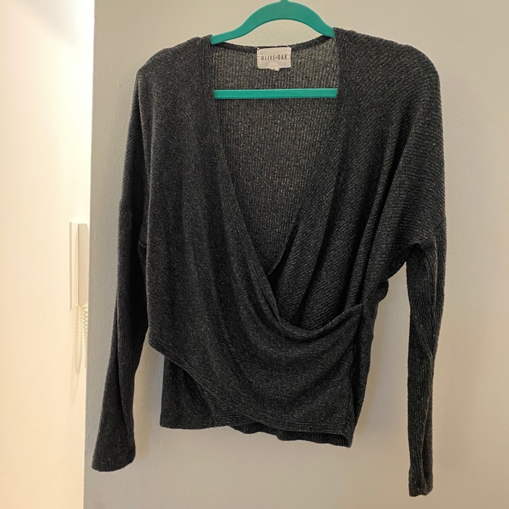 Lulu's Olive + Oak women's gray knit top